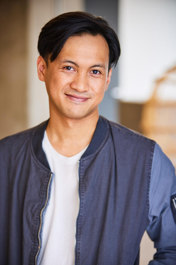 @jay.arella 5&#39;7&quot; | 140lb Ethnicity: Filipino