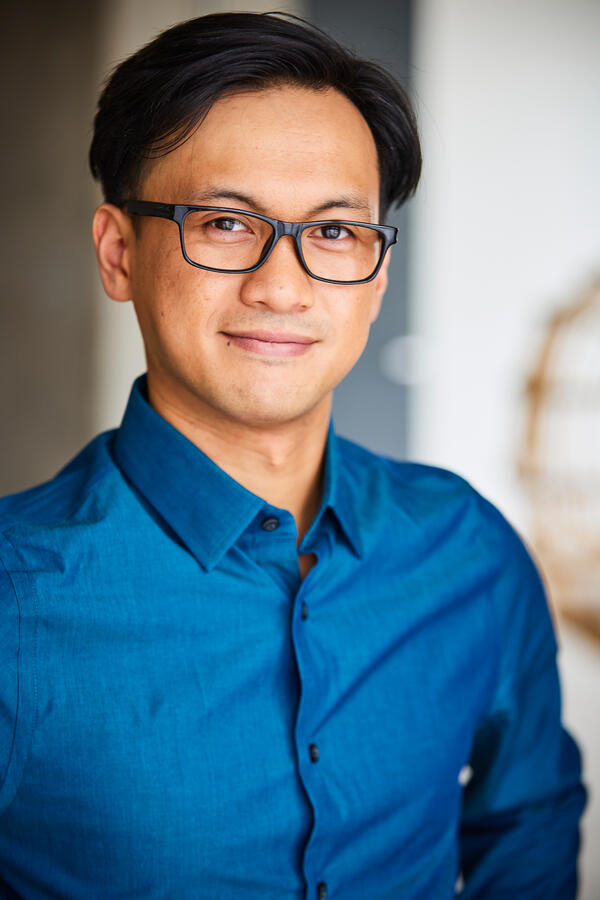 @jay.arella 5&#39;7&quot; | 140lb Ethnicity: Filipino