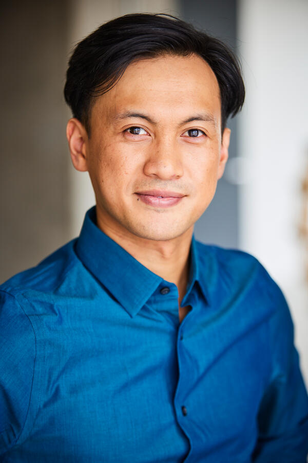 @jay.arella 5&#39;7&quot; | 140lb Ethnicity: Filipino