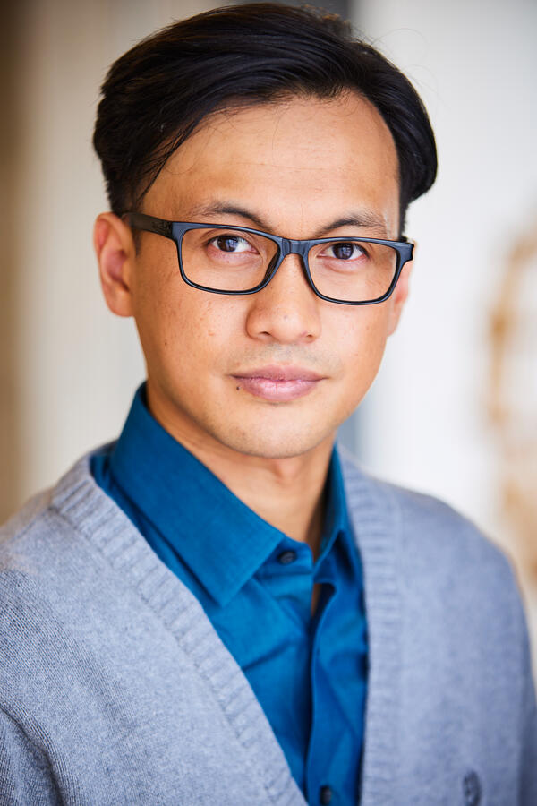 @jay.arella 5&#39;7&quot; | 140lb Ethnicity: Filipino