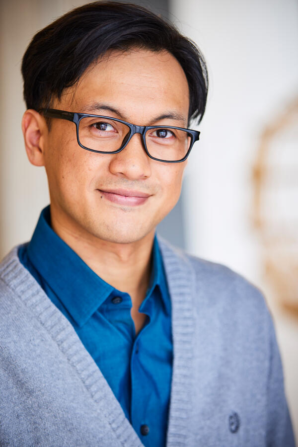 @jay.arella 5&#39;7&quot; | 140lb Ethnicity: Filipino